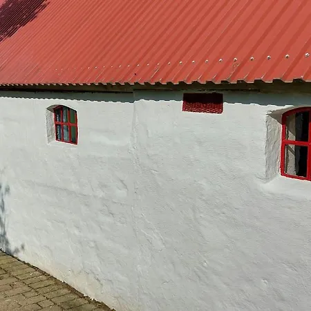 Peaceful Summer House Near Limfjorden Semesterbostad